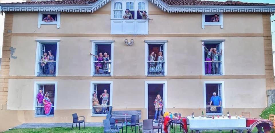 La Cochera De Somao, Casona De Tipologia Indiana Somado Kültér fotó